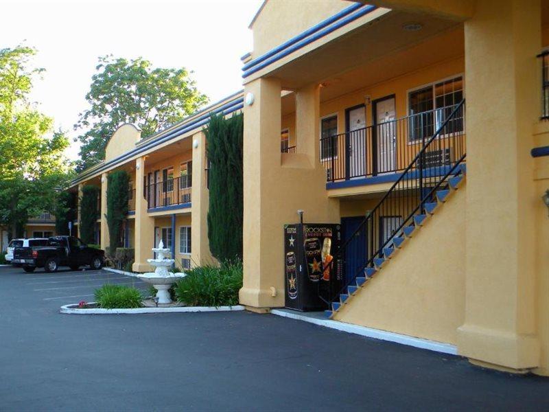 Americas Best Value Inn - Чико Экстерьер фото